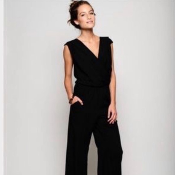 Oliver Grace Black Sabrina V-Neck and Open Back Jumpsuit Size S/M - Picture 3 of 10
